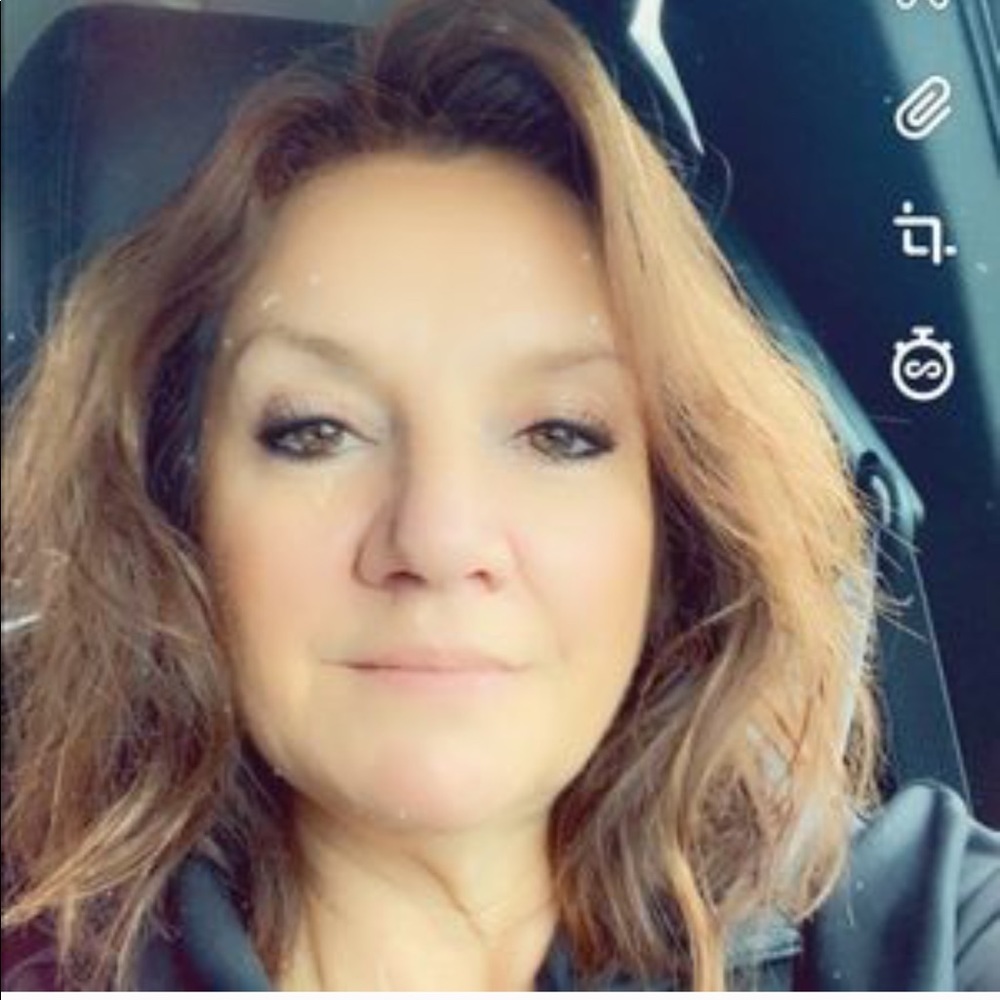 Meet your Posher, Diane
